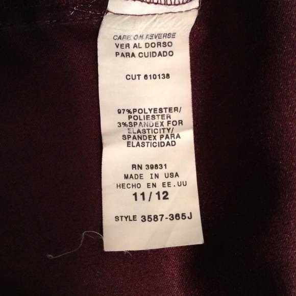 Skirt-Wine Color Velvet-Mid Length Short - Picture 7 of 8